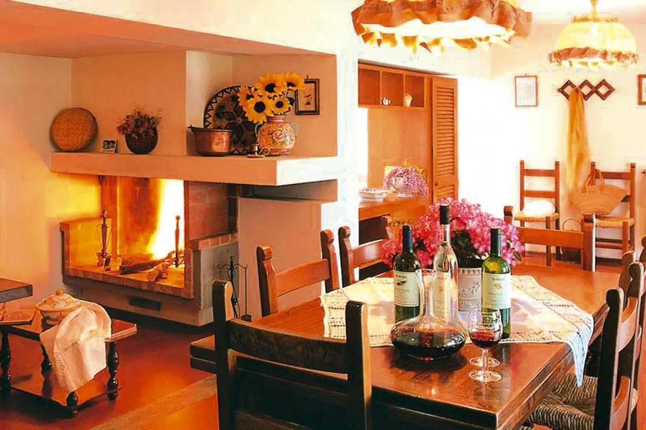 Agriturismo La Scopa, Montaione公寓 公寓 蒙塔约内